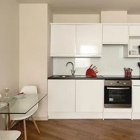 Fantastic Studio Flat Close To Hyde Park! Apartment *