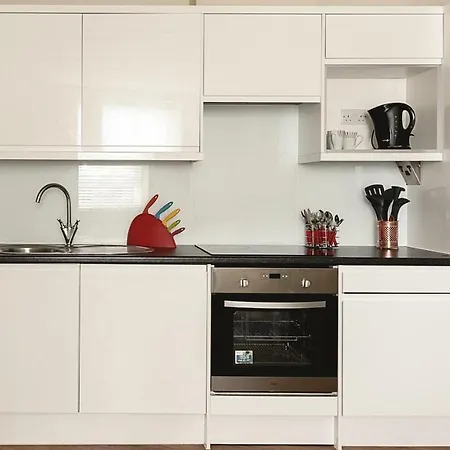 Fantastic Studio Flat Close To Hyde Park! Apartment
